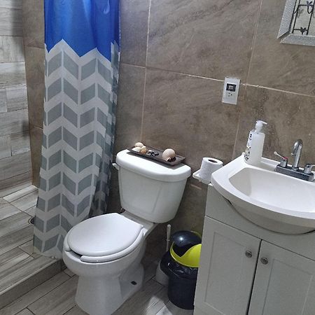 Habitaciones-Comodas-Aire-Wifi-Tv-Cerca De Playa-!!Excelente Precio II Мансанильо Экстерьер фото
