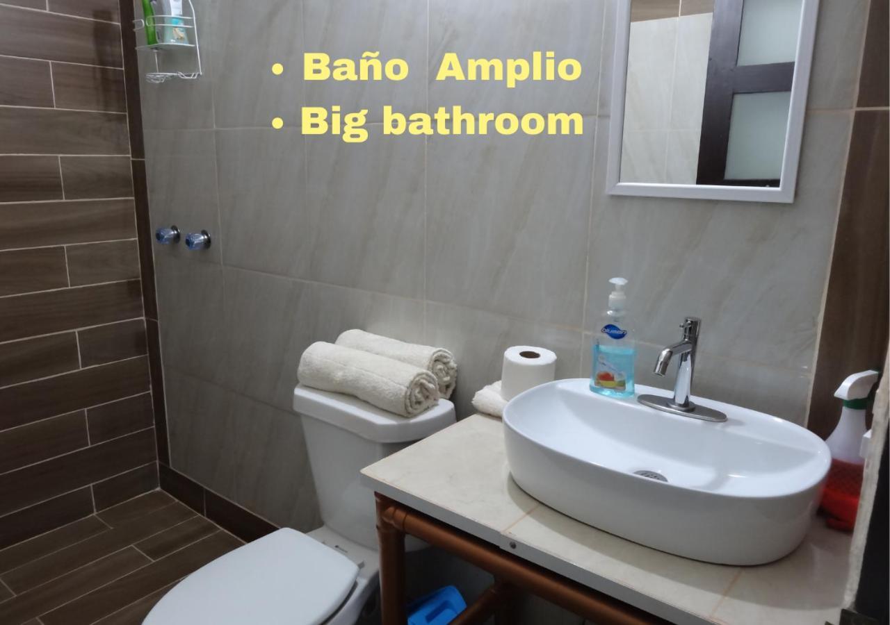 Habitaciones-Comodas-Aire-Wifi-Tv-Cerca De Playa-!!Excelente Precio II Мансанильо Экстерьер фото