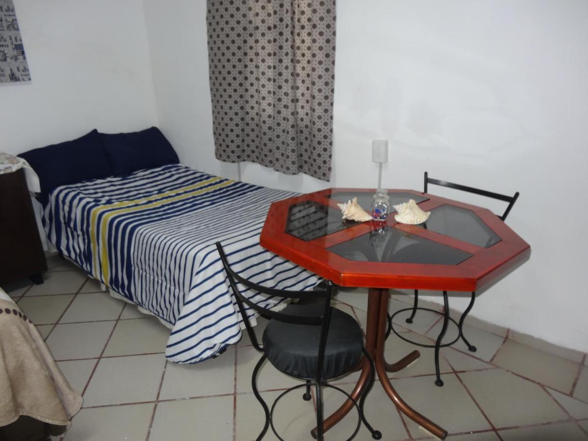 Habitaciones-Comodas-Aire-Wifi-Tv-Cerca De Playa-!!Excelente Precio II Мансанильо Экстерьер фото
